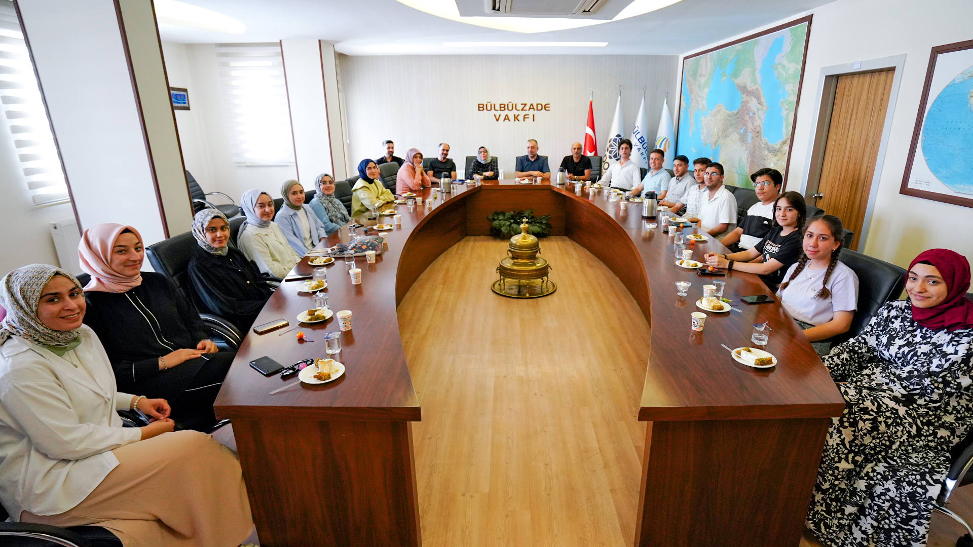 Yaz Okulu'nda Öğretmenlerle Haftalık Değerlendirme Toplantısı Yapıldı