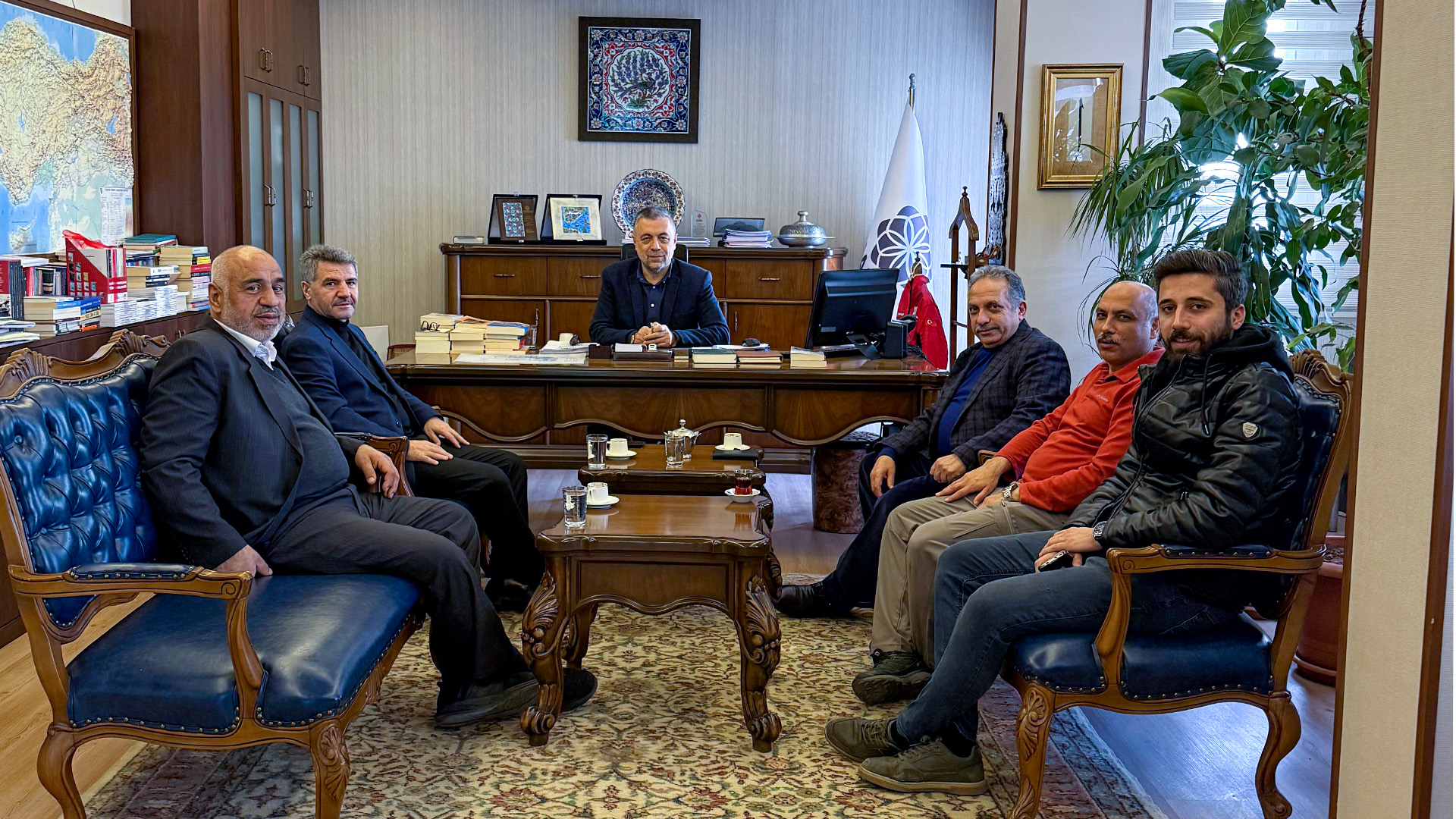 Kayseri Talas Belediye Başkanı ve İş İnsanı Mehmet Öztürk'ten Vakfımıza Ziyaret