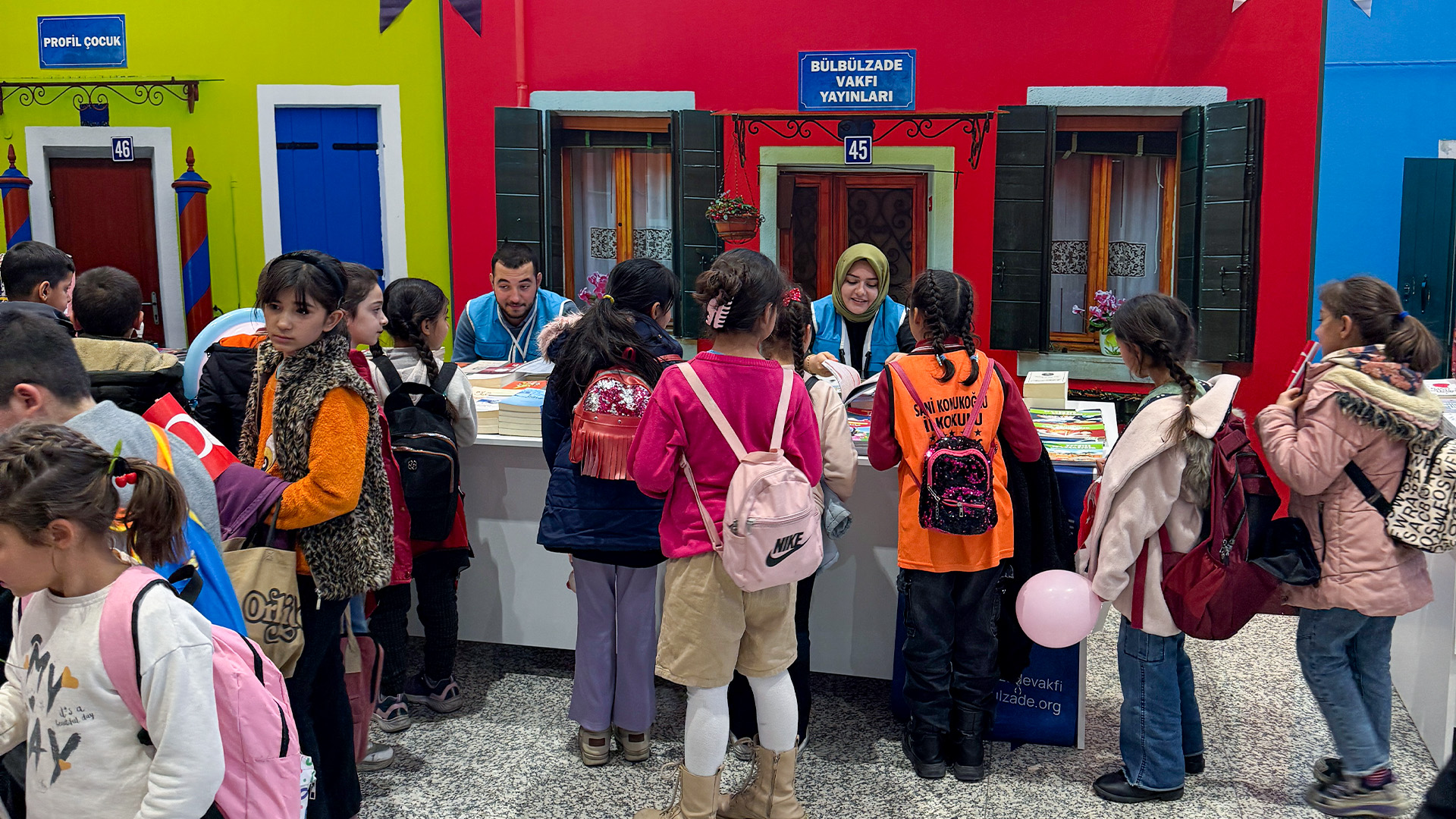 Şule Yüksel Şenler Foundation Book Fair Started